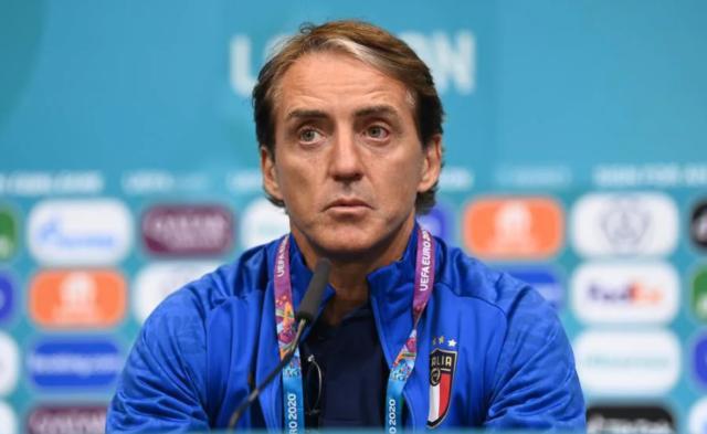 曼奇尼:意式传控不一样 骂因莫比莱是因为他重要