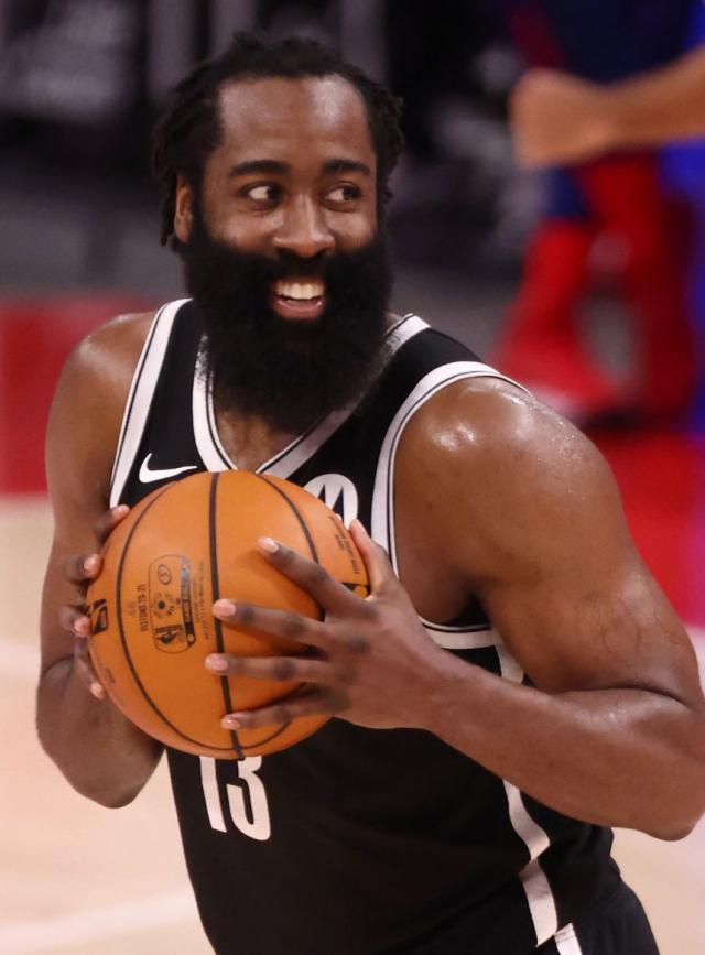 开云体育-哈登终于喊话:我就是MVP 数据和战绩都摆在那里